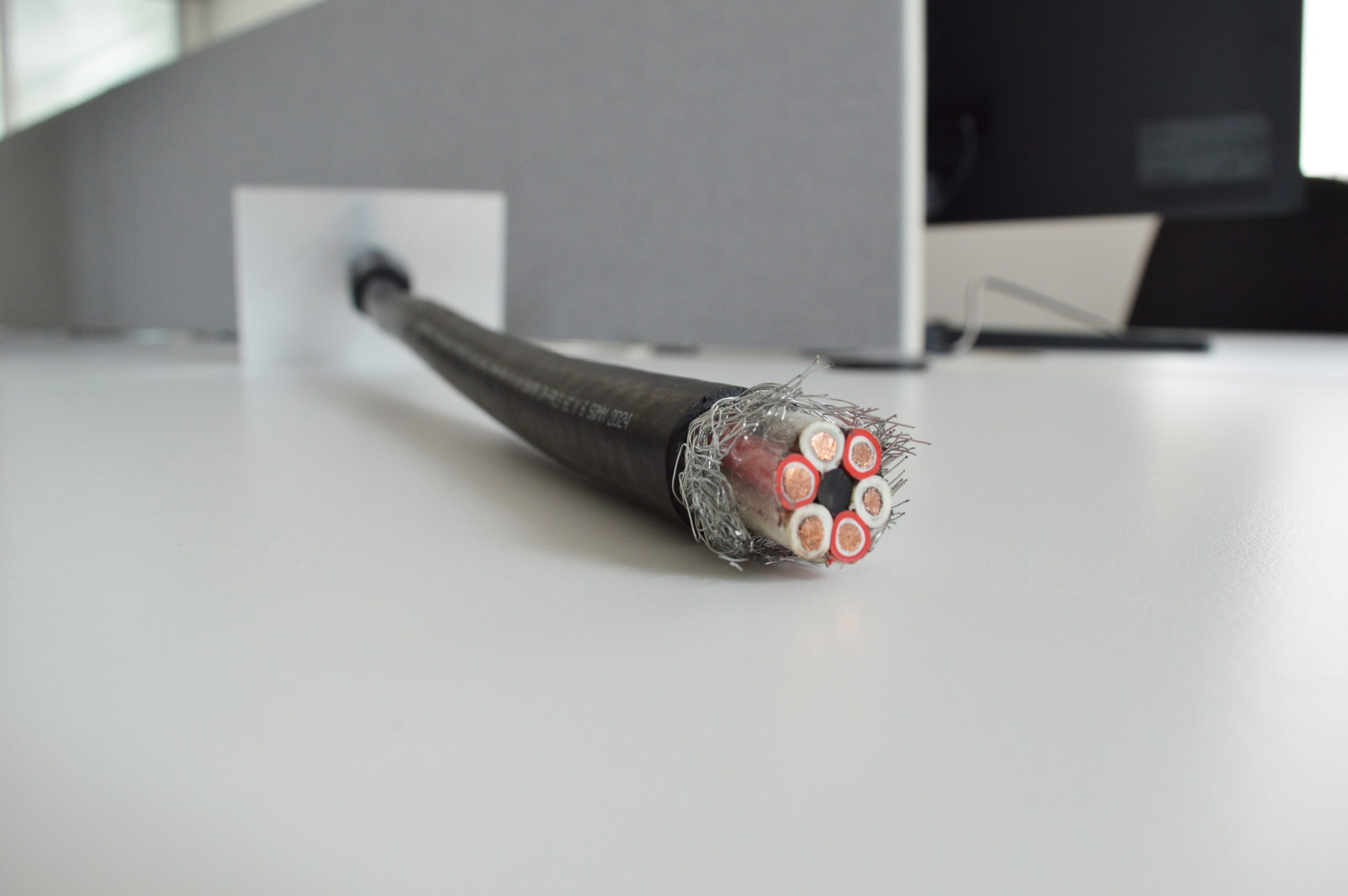 H1Z2Z2-K Multicore Braided Cable